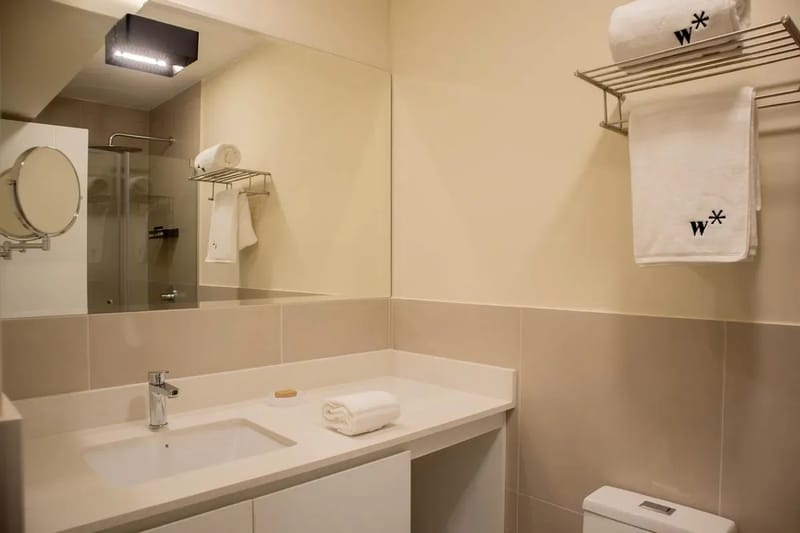 Chic 1BR Apartment w/ Scenic Balcony in Central Miraflores