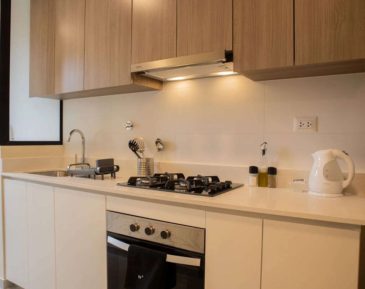 Chic 1BR Apartment w/ Scenic Balcony in Central Miraflores