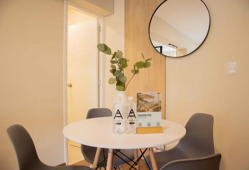 Chic 1BR Apartment w/ Scenic Balcony in Central Miraflores