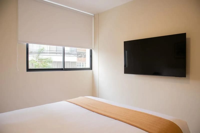 Chic 1BR Apartment w/ Scenic Balcony in Central Miraflores