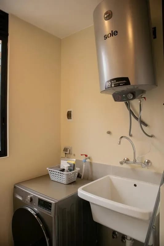Chic 1BR Apartment w/ Scenic Balcony in Central Miraflores