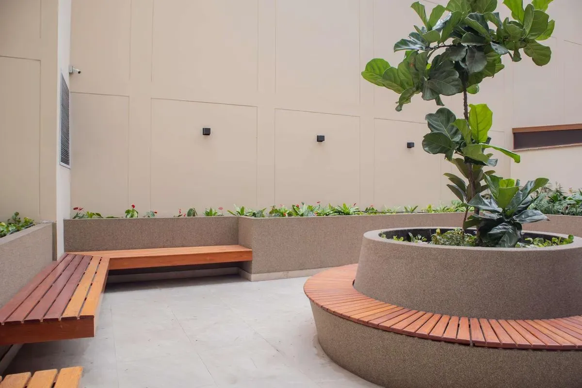 Chic 1BR Apartment w/ Scenic Balcony in Central Miraflores