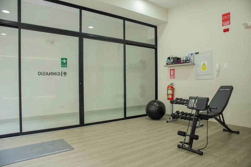 Chic 1BR Apartment w/ Scenic Balcony in Central Miraflores