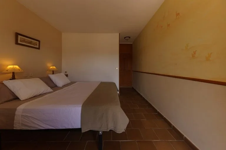 Tierra Room
