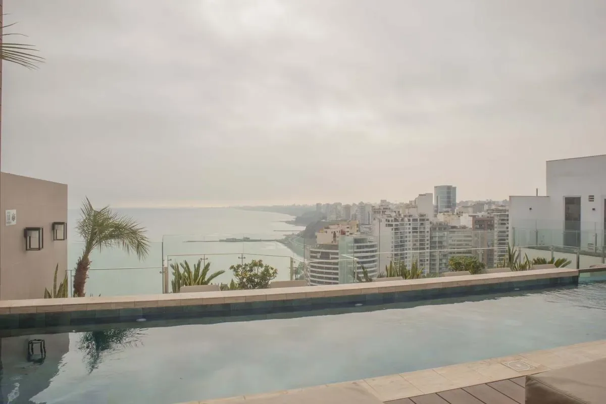 Stylish 1BR Apartment w/ Pool in Barranco