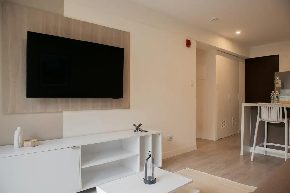 Stylish 1BR Apartment w/ Pool in Barranco