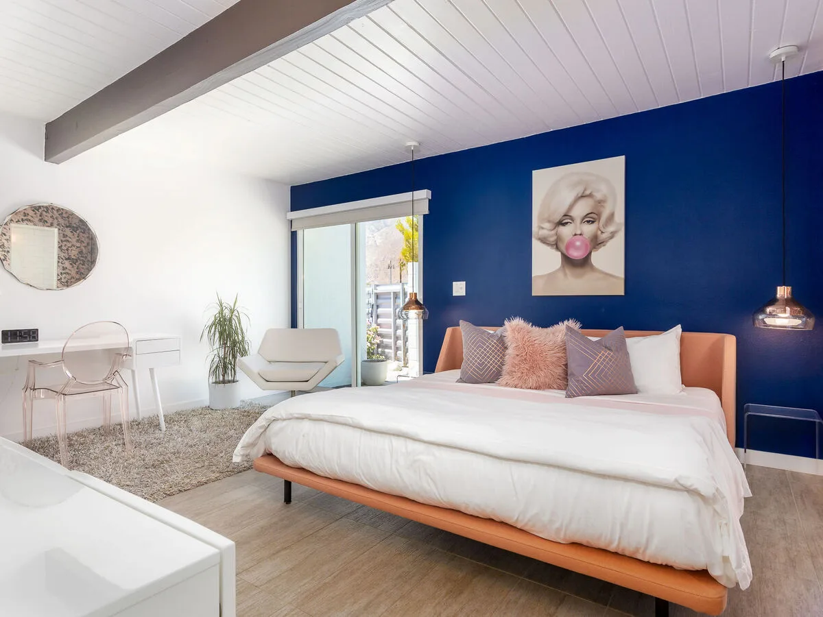 Bubble Gum Modern: Mid-Century Alexander