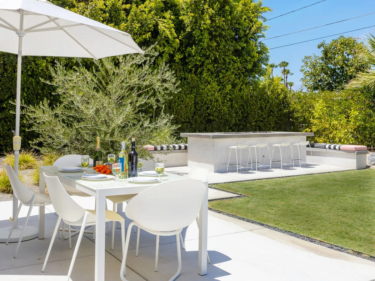 Bubble Gum Modern: Mid-Century Alexander