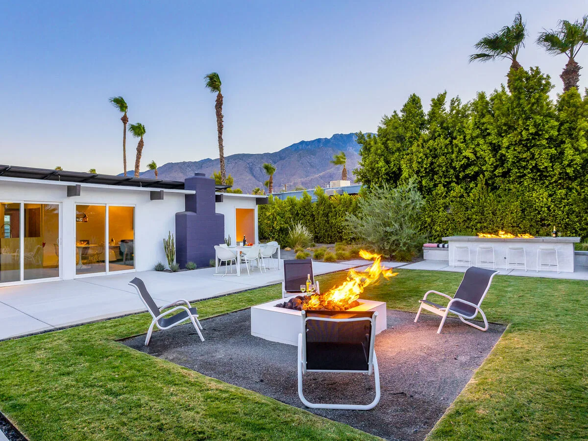 Bubble Gum Modern: Mid-Century Alexander