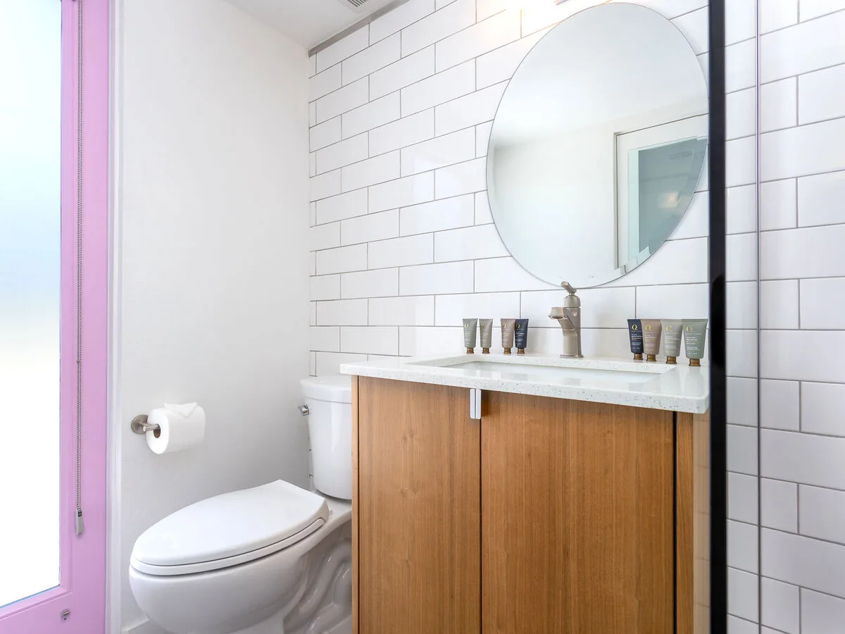 Bubble Gum Modern: Mid-Century Alexander