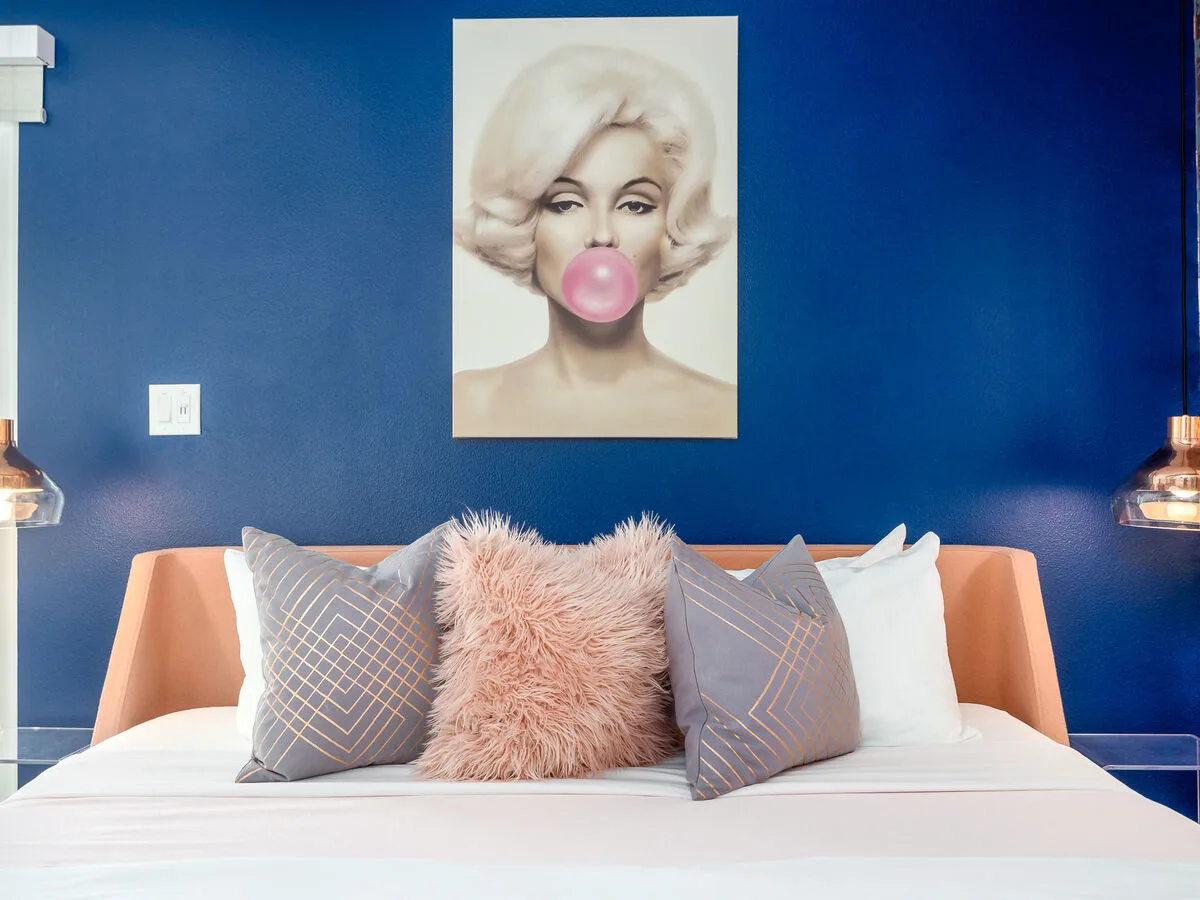 Bubble Gum Modern: Mid-Century Alexander