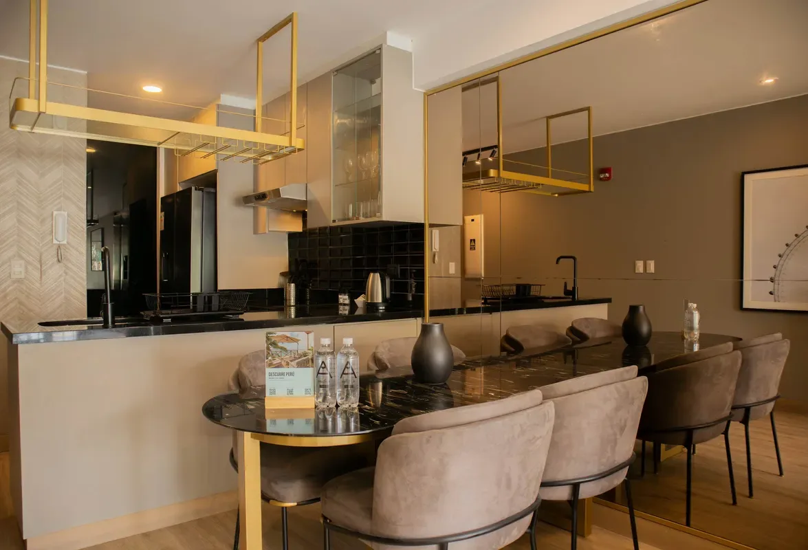 Inviting 3BR Apartment in Barranco w/ Balcony