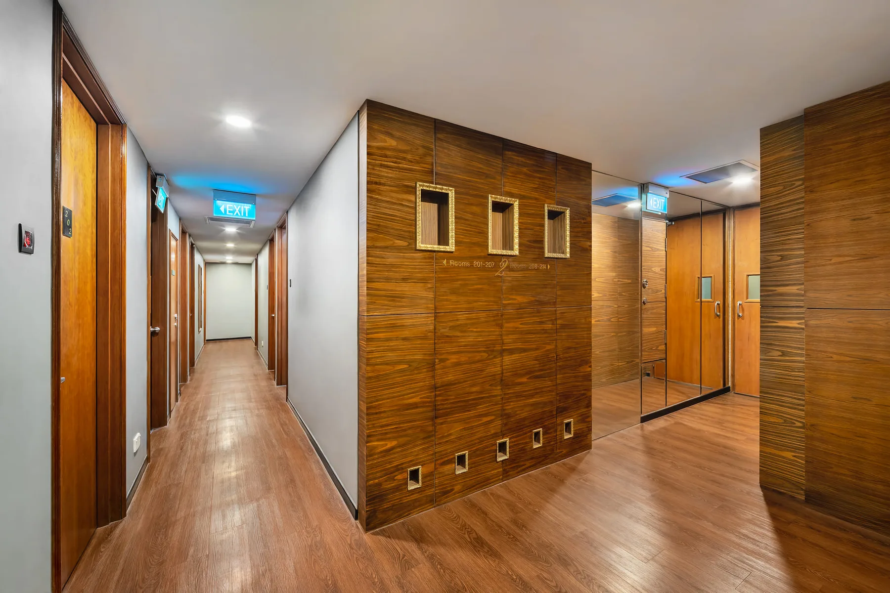 Accommodation corridor