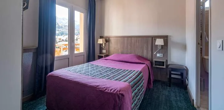 Hotel facilities for bicycles and motorcycles