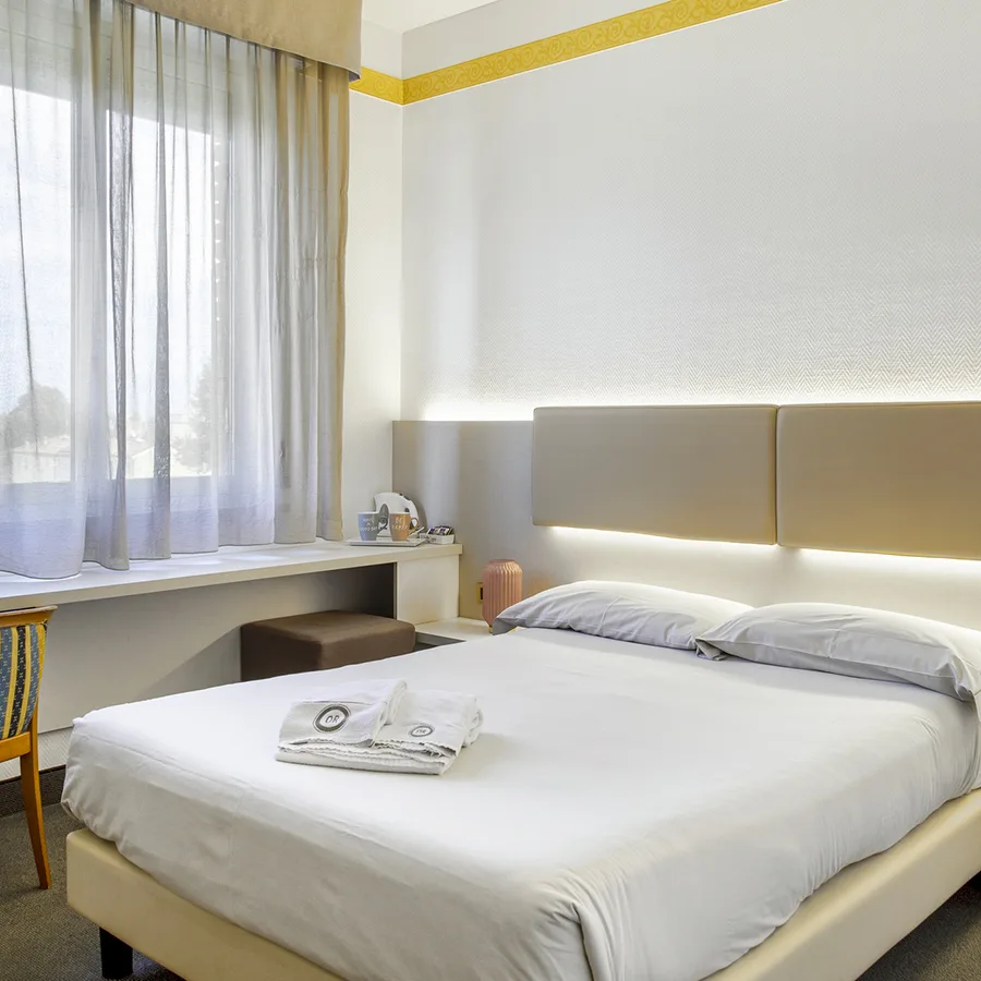 Economy room