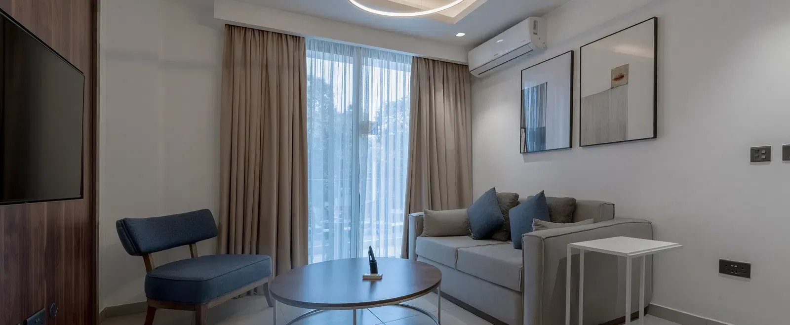 Premier suite living room