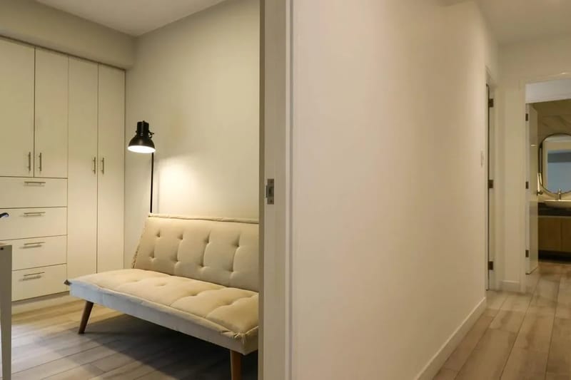 Charming 2BR with Balcony in Miraflores