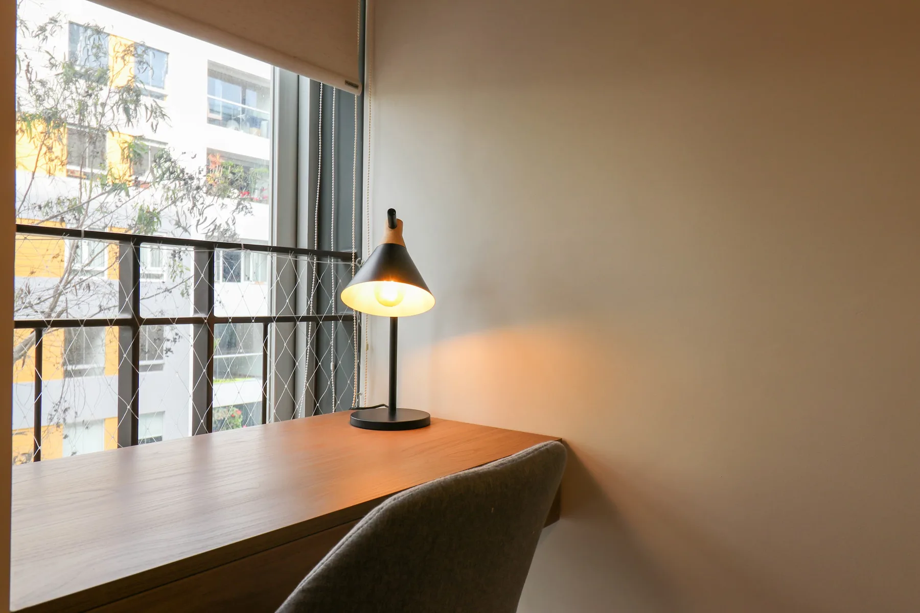 Charming 2BR with Balcony in Miraflores
