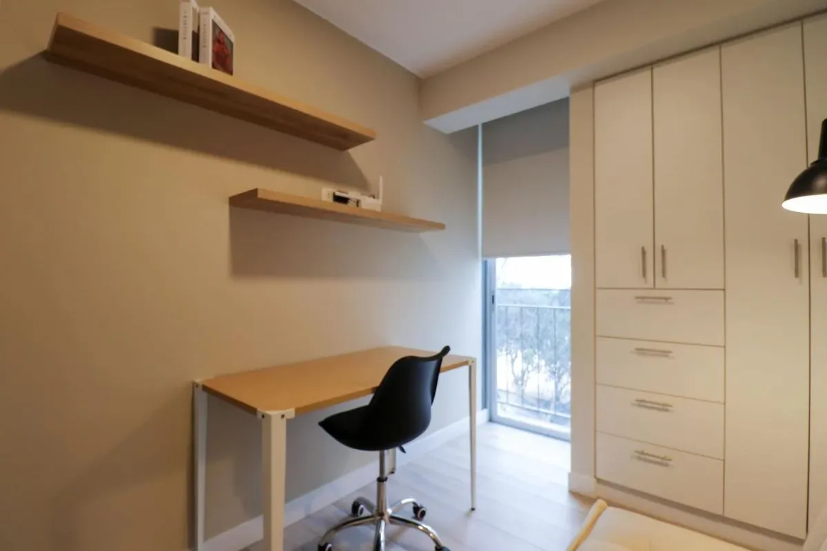 Charming 2BR with Balcony in Miraflores