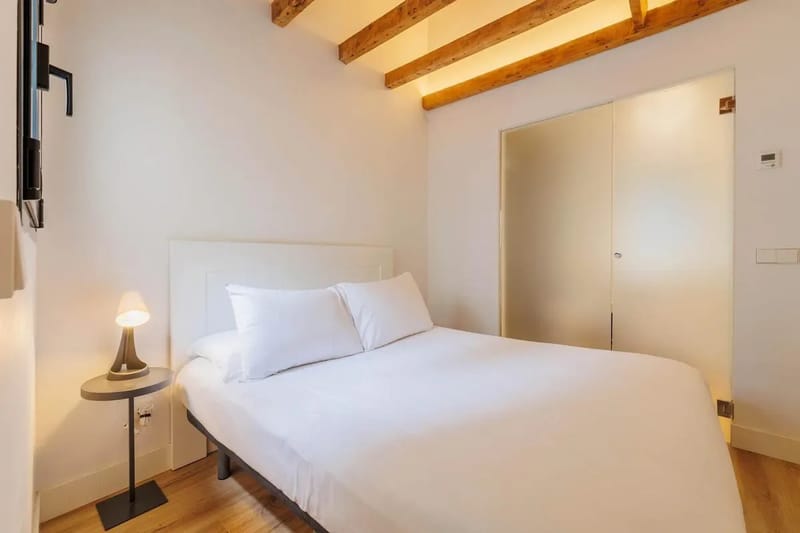 Spacious 2BR at Palacio Real