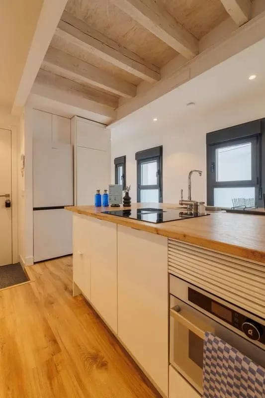 Spacious 2BR at Palacio Real