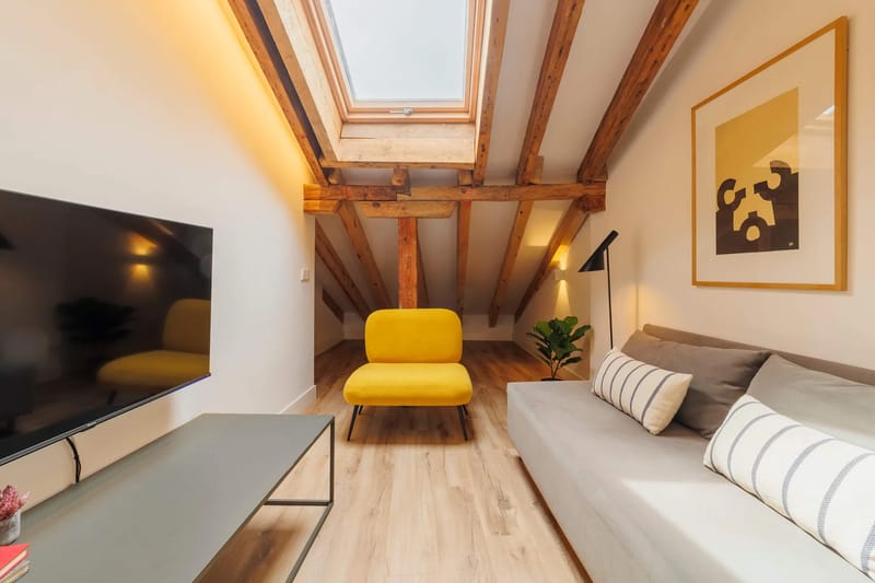 Spacious 2BR at Palacio Real