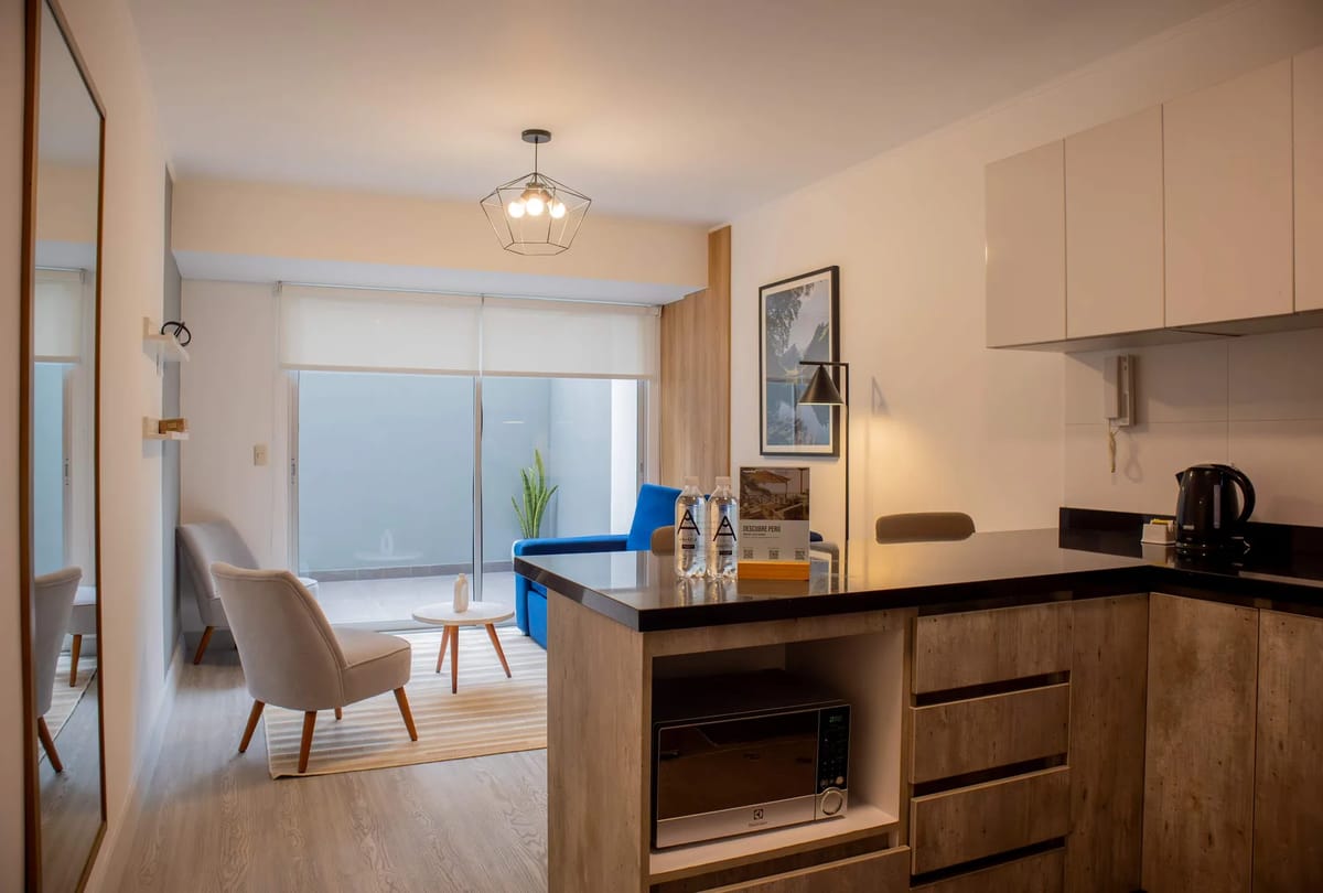 Regal 1BR w/ Terrace in Barranco