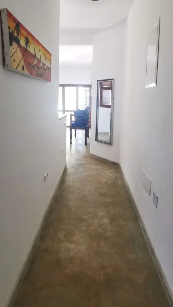 Pasillo hacia la sala de estar