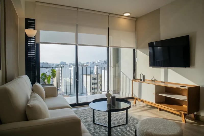 Engaging 2BR w/ balcony in Miraflores