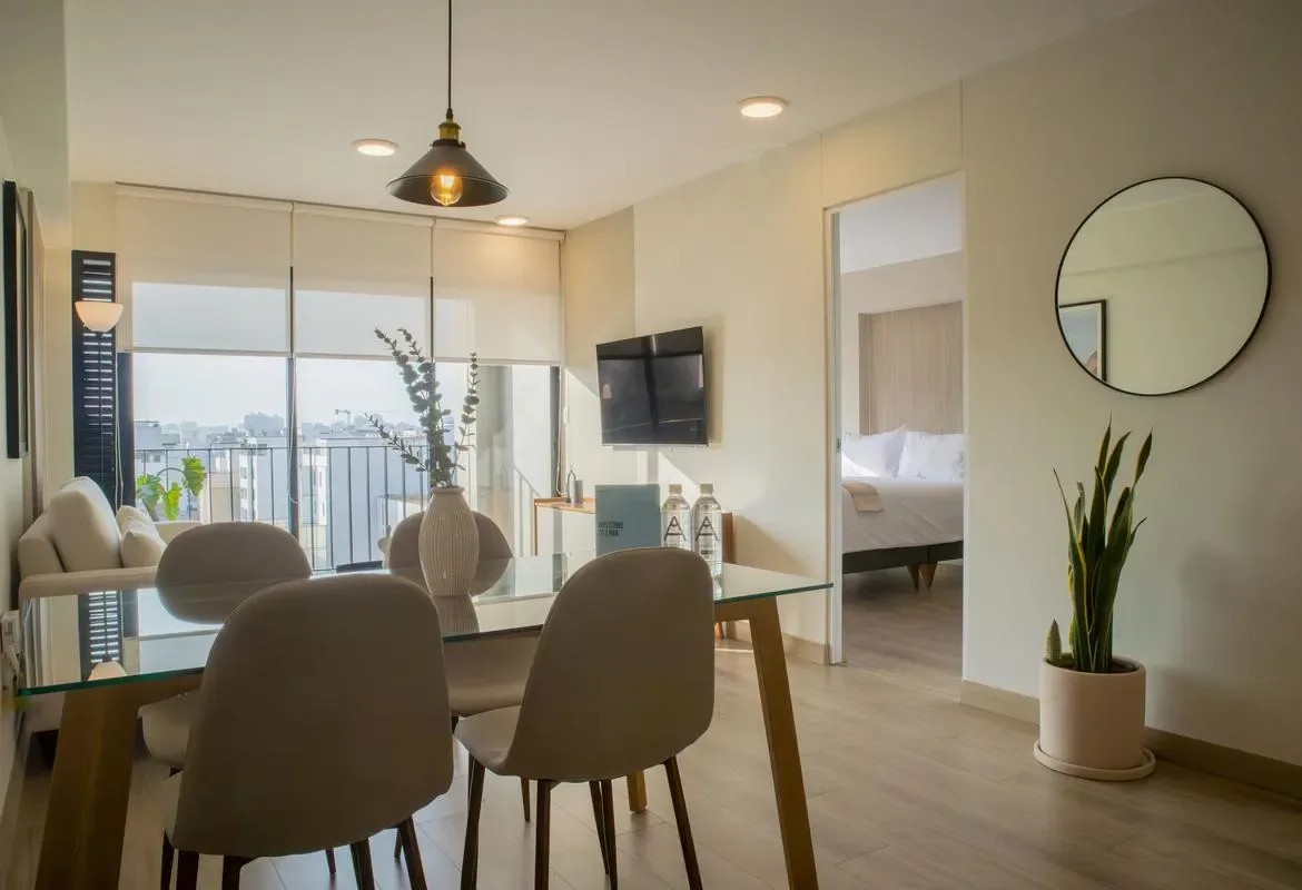 Engaging 2BR w/ balcony in Miraflores