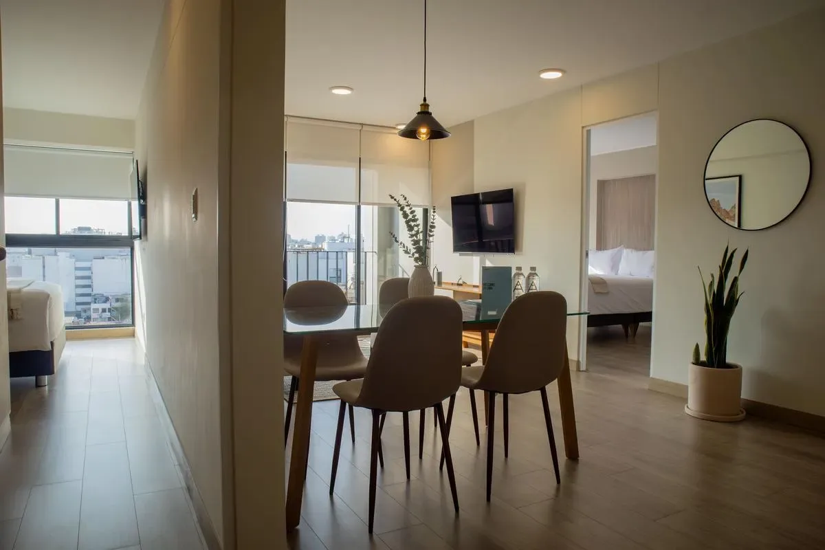 Engaging 2BR w/ balcony in Miraflores