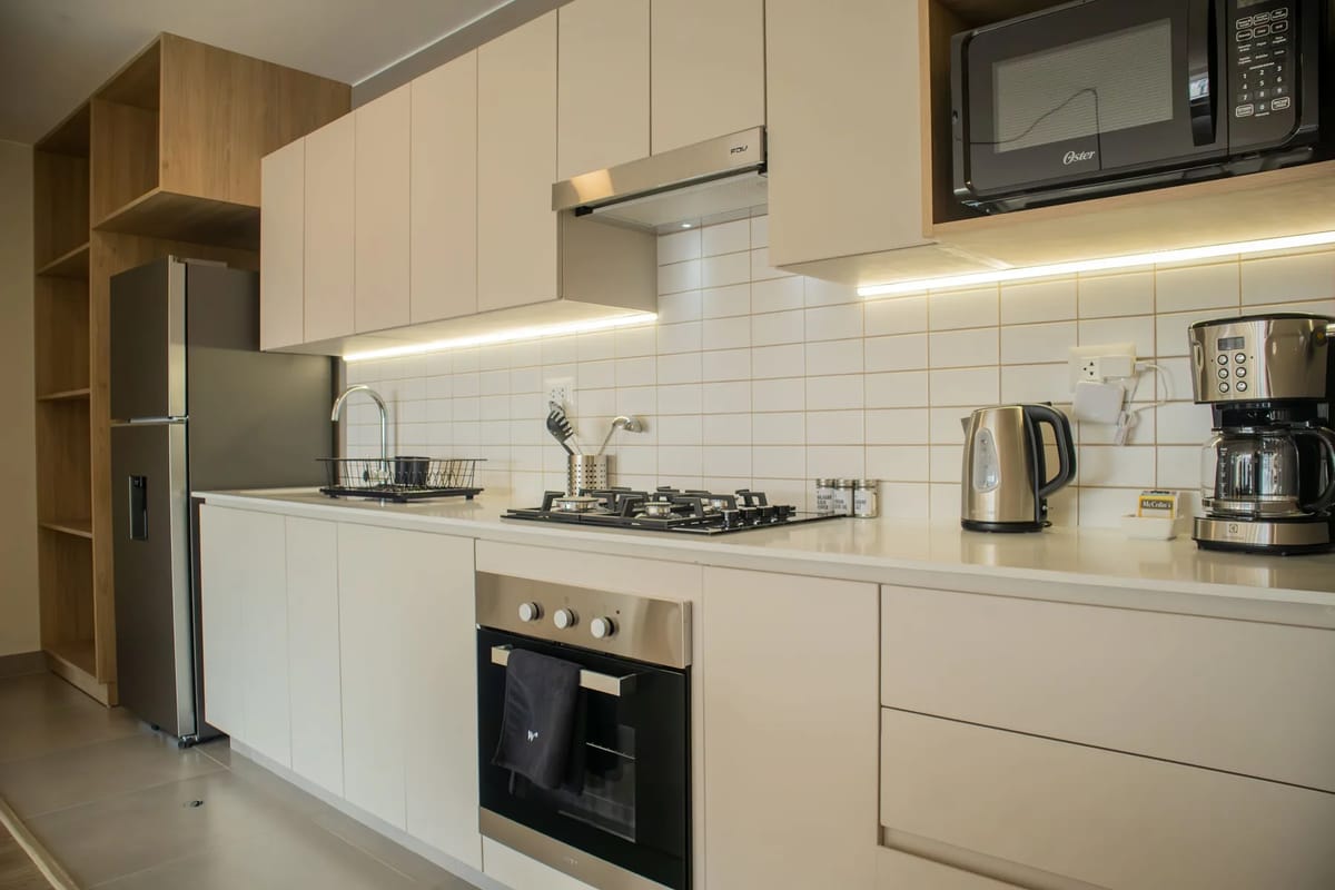 Engaging 2BR w/ balcony in Miraflores