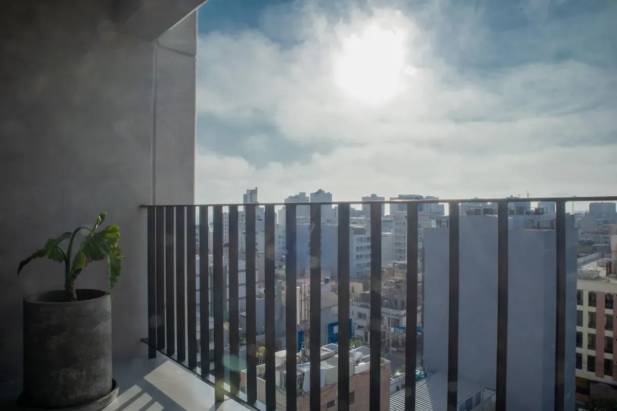 Engaging 2BR w/ balcony in Miraflores