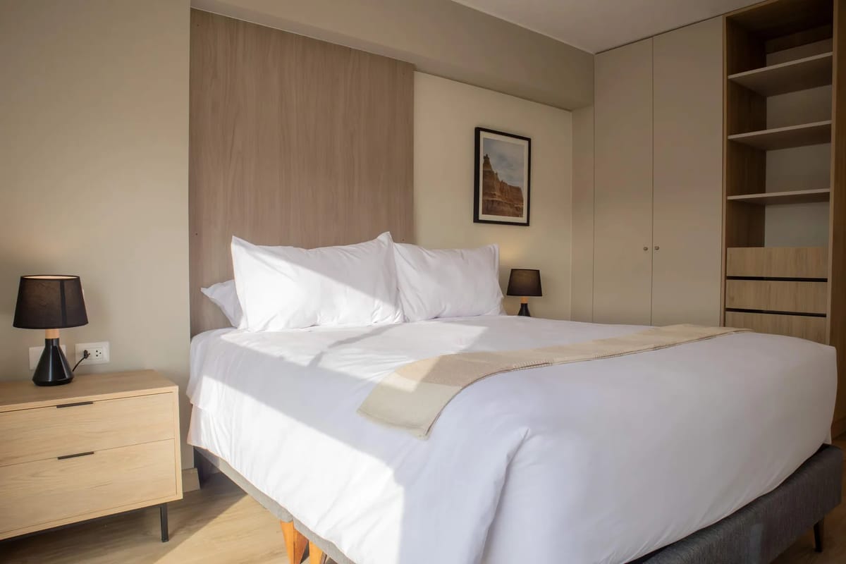 Engaging 2BR w/ balcony in Miraflores