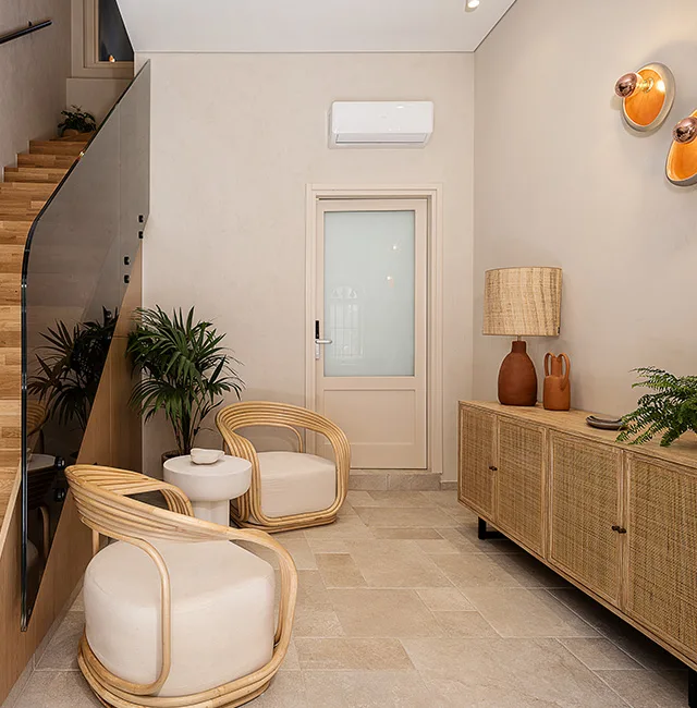 Casa Modiano entrance