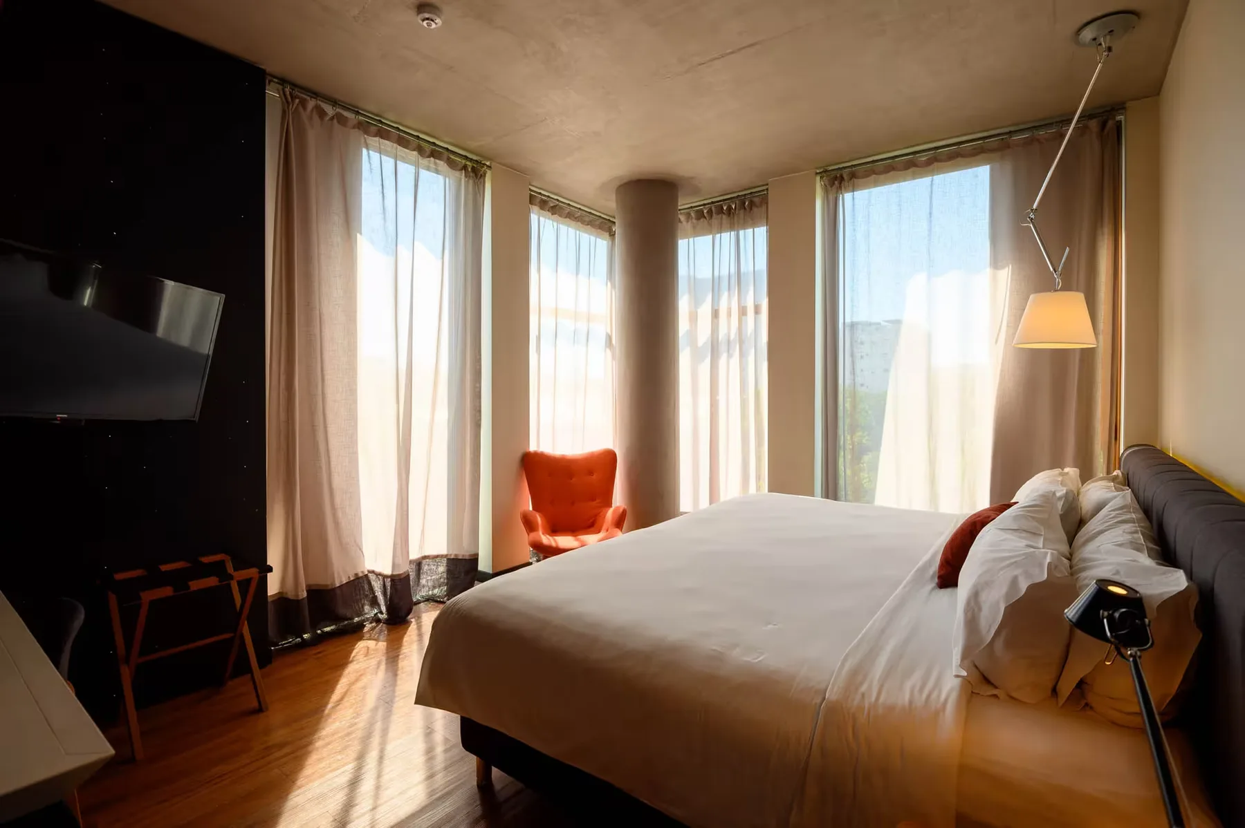 Foto de una habitación del FIVE Hotel