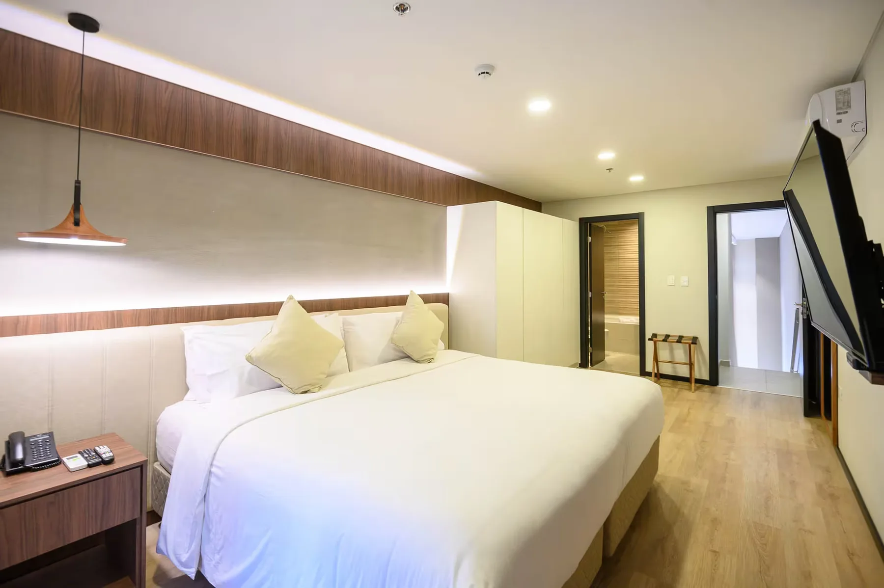 Foto del establecimiento FIVE Hotel