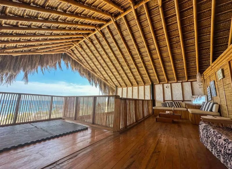Relaxing Oceanfront 5BR in Punta Veleros