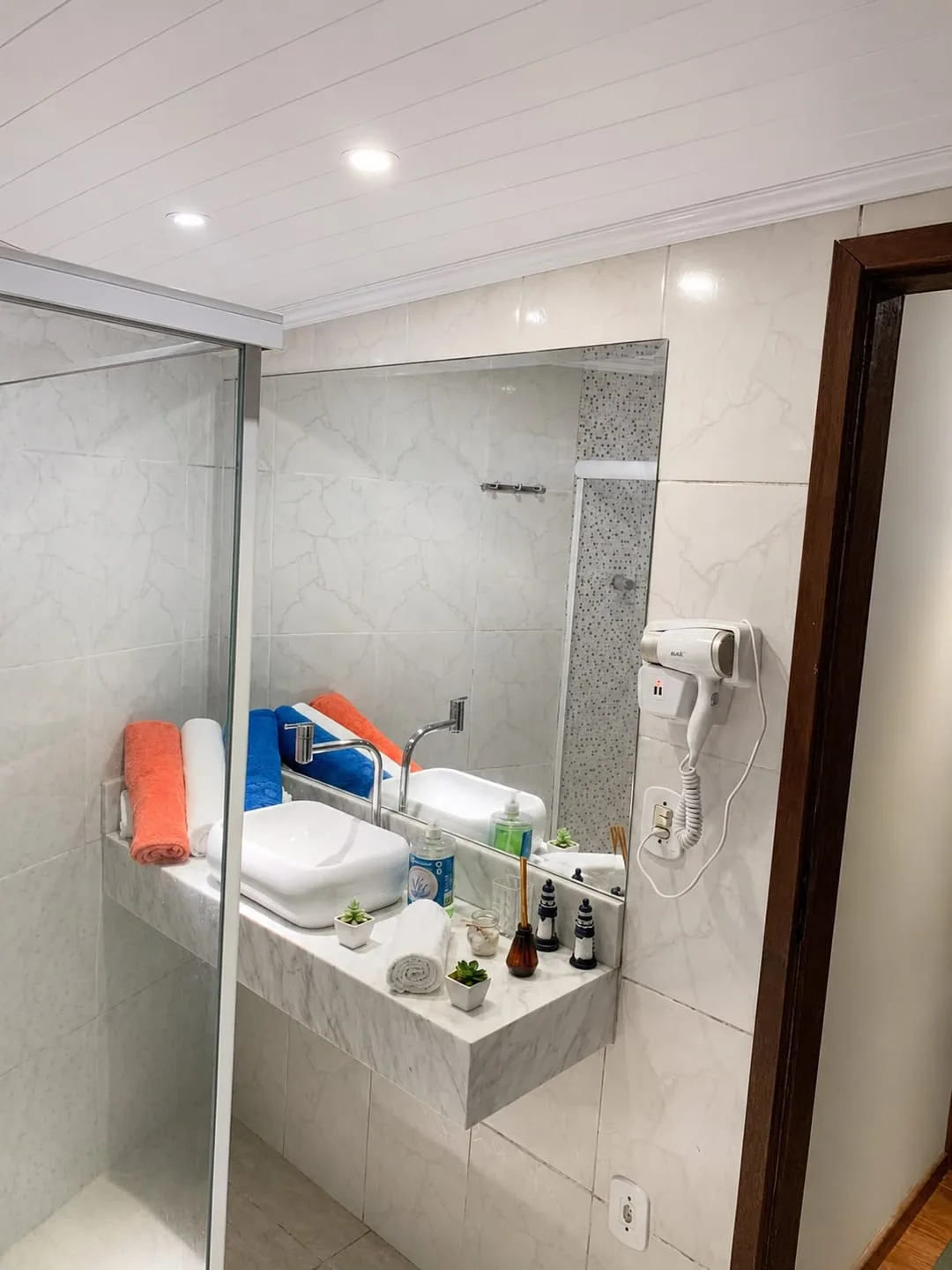 Master Sea View Suite, photo 6 of 8
