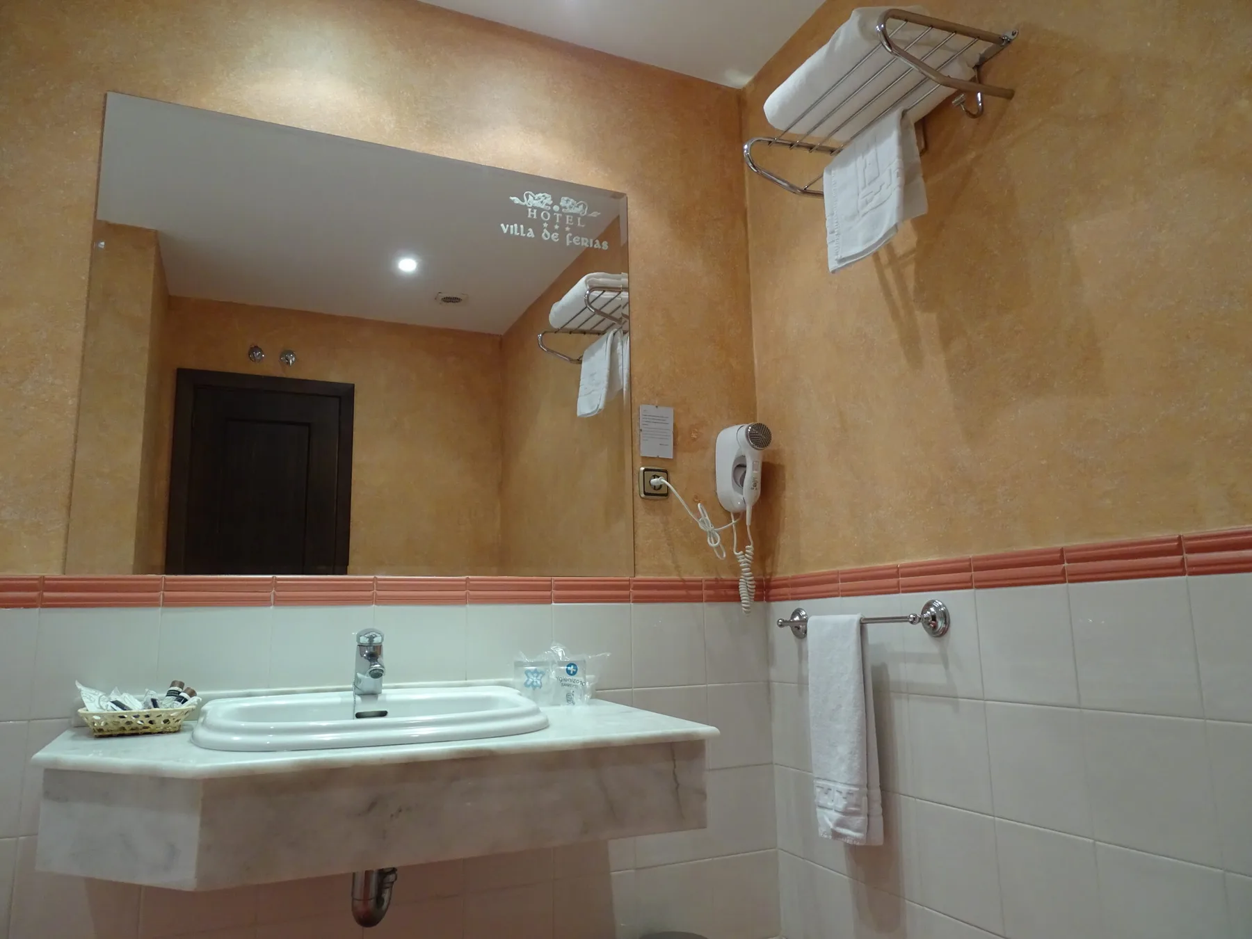 Hotel Villa de Ferias room