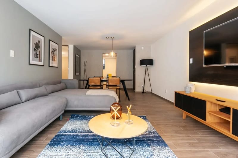 Vibrant 2BR in Parque España