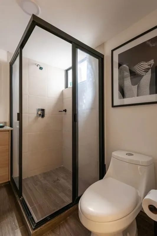 Vibrant 2BR in Parque España