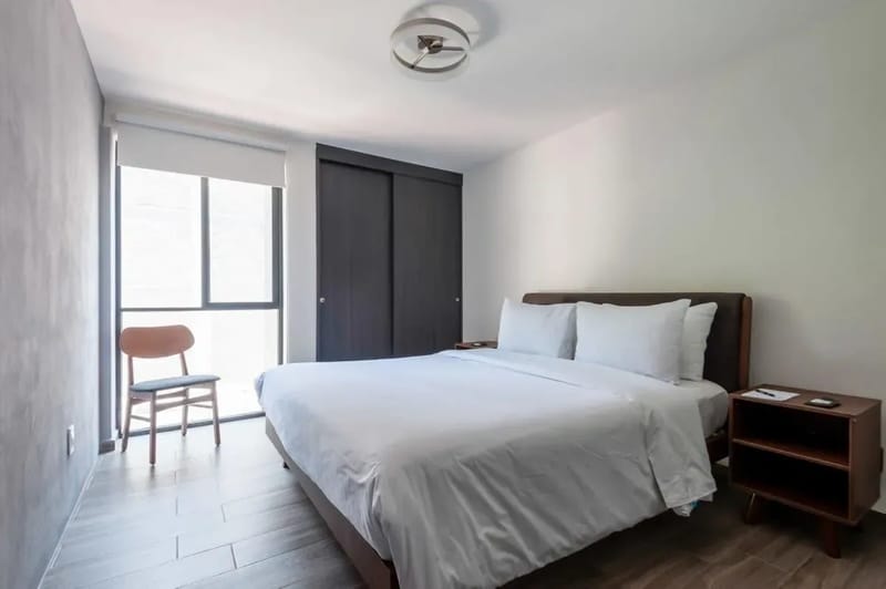 Vibrant 2BR in Parque España