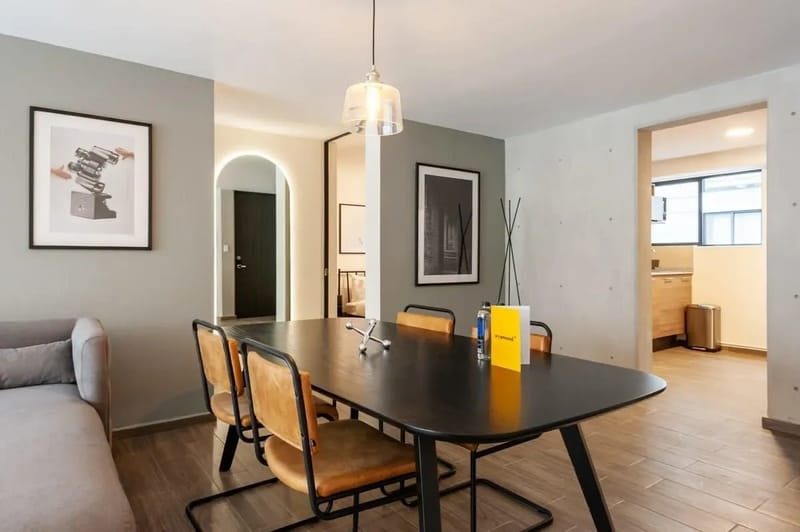 Vibrant 2BR in Parque España