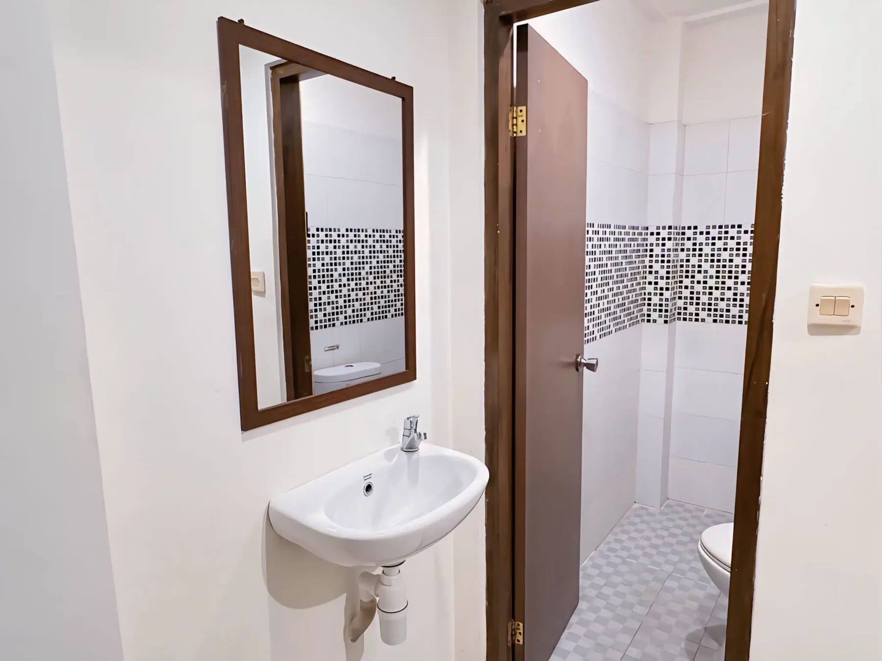 Habitación triple deluxe con vistas al jardín