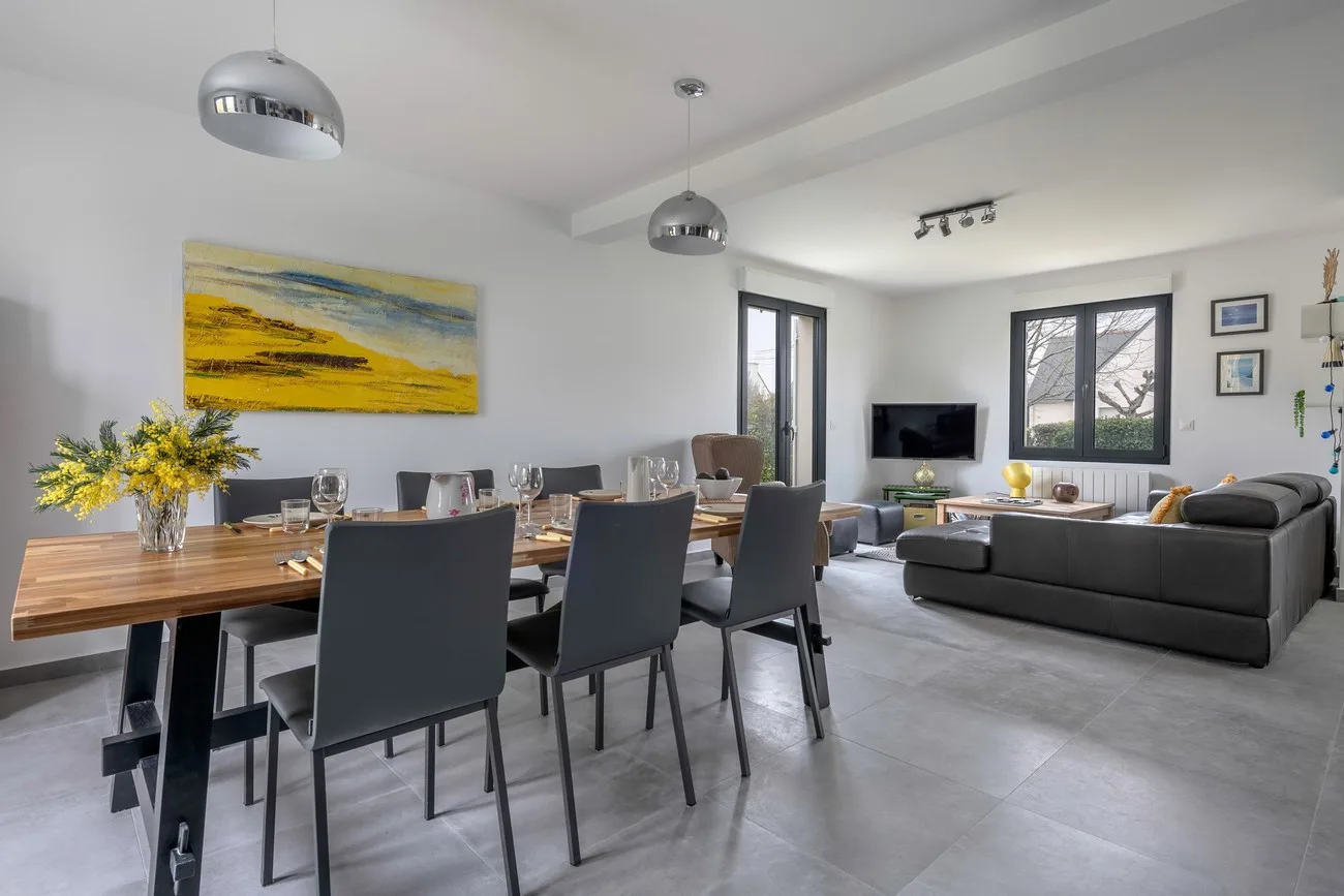 House listing gallery photo