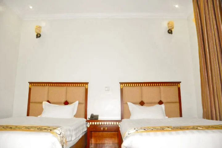 Habitación con dos camas individuales