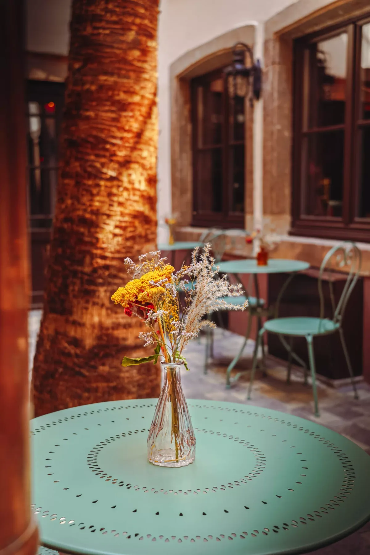 Patio con flores