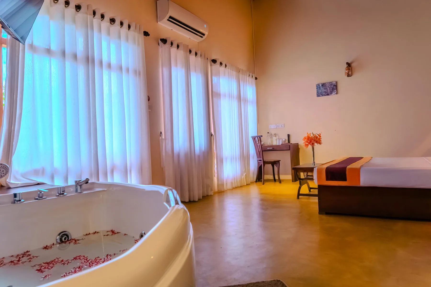 Superior Deluxe room with Jacuzzi