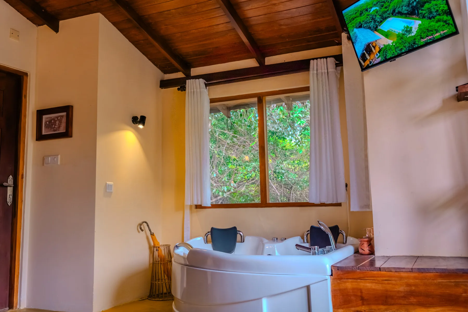 Superior Deluxe room with Jacuzzi